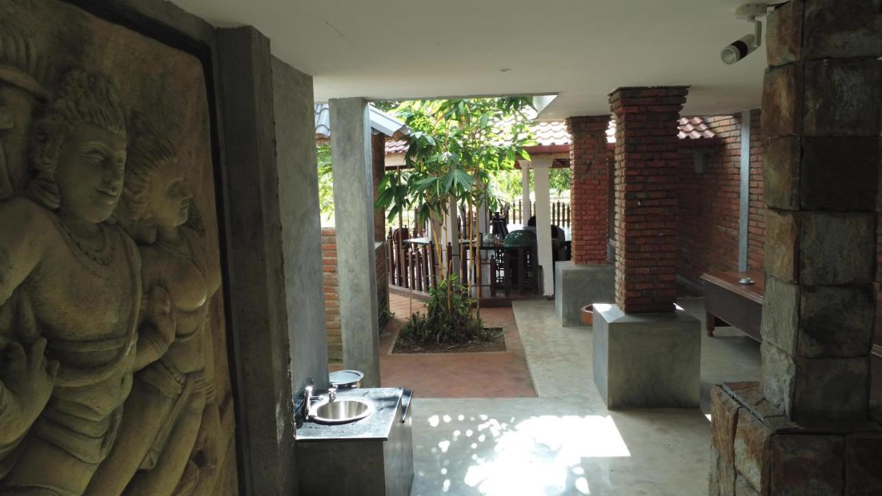 Avasta Resort And Spa Anuradhapura Ngoại thất bức ảnh