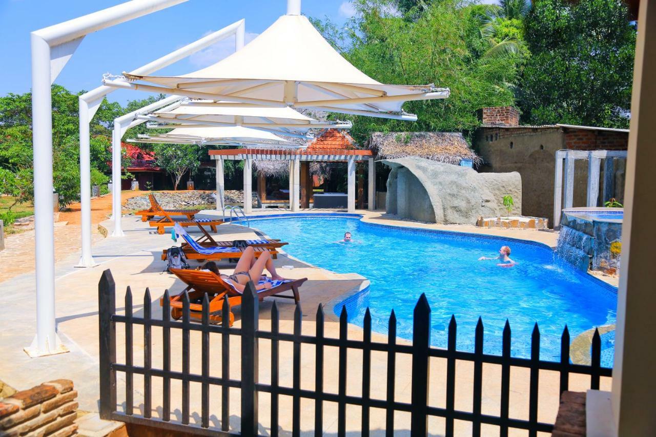 Avasta Resort And Spa Anuradhapura Ngoại thất bức ảnh