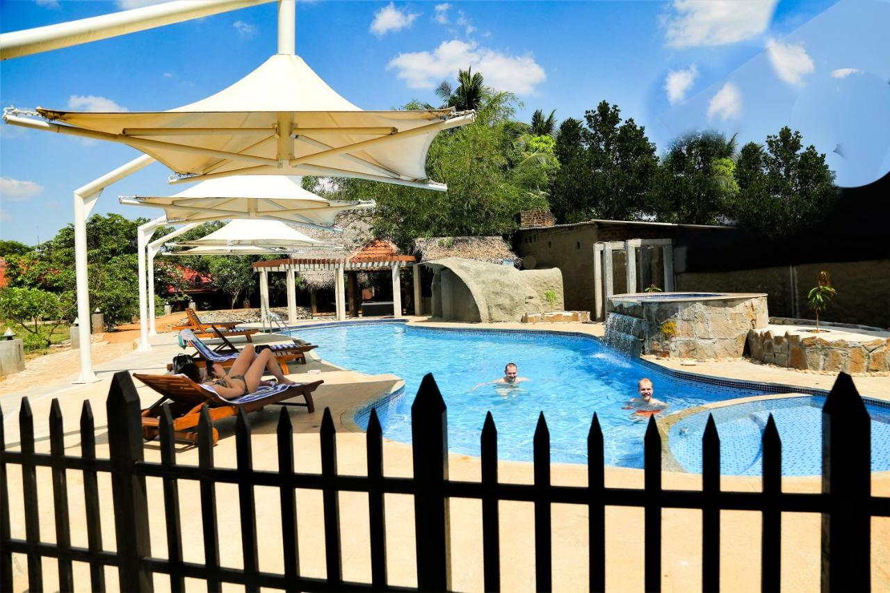 Avasta Resort And Spa Anuradhapura Ngoại thất bức ảnh