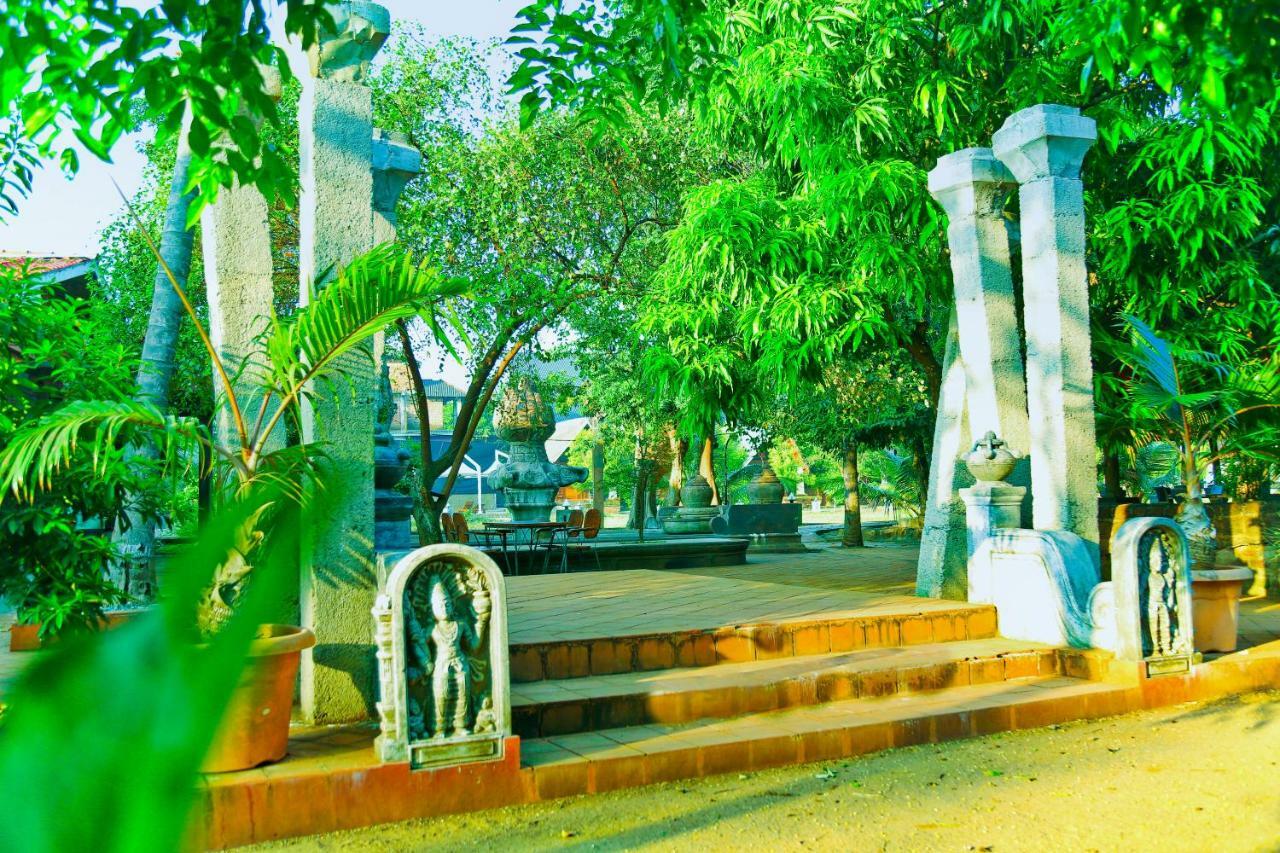 Avasta Resort And Spa Anuradhapura Ngoại thất bức ảnh